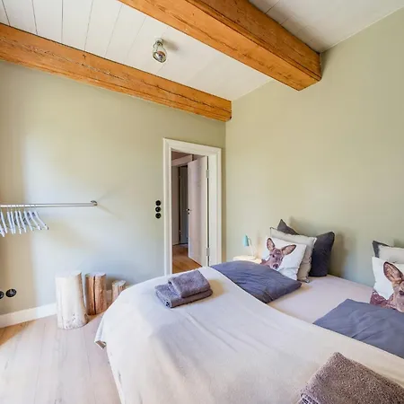 Historic With Moat On Eiderstedt * Tetenbull