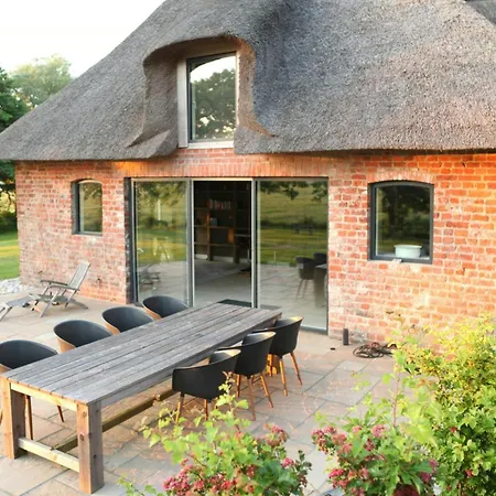 度假居 Historic With Moat On Eiderstedt