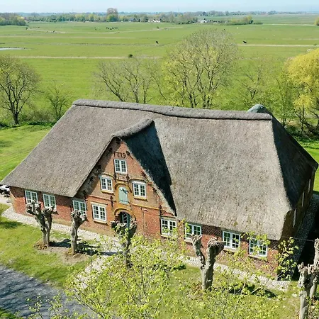 度假居 Historic With Moat On Eiderstedt